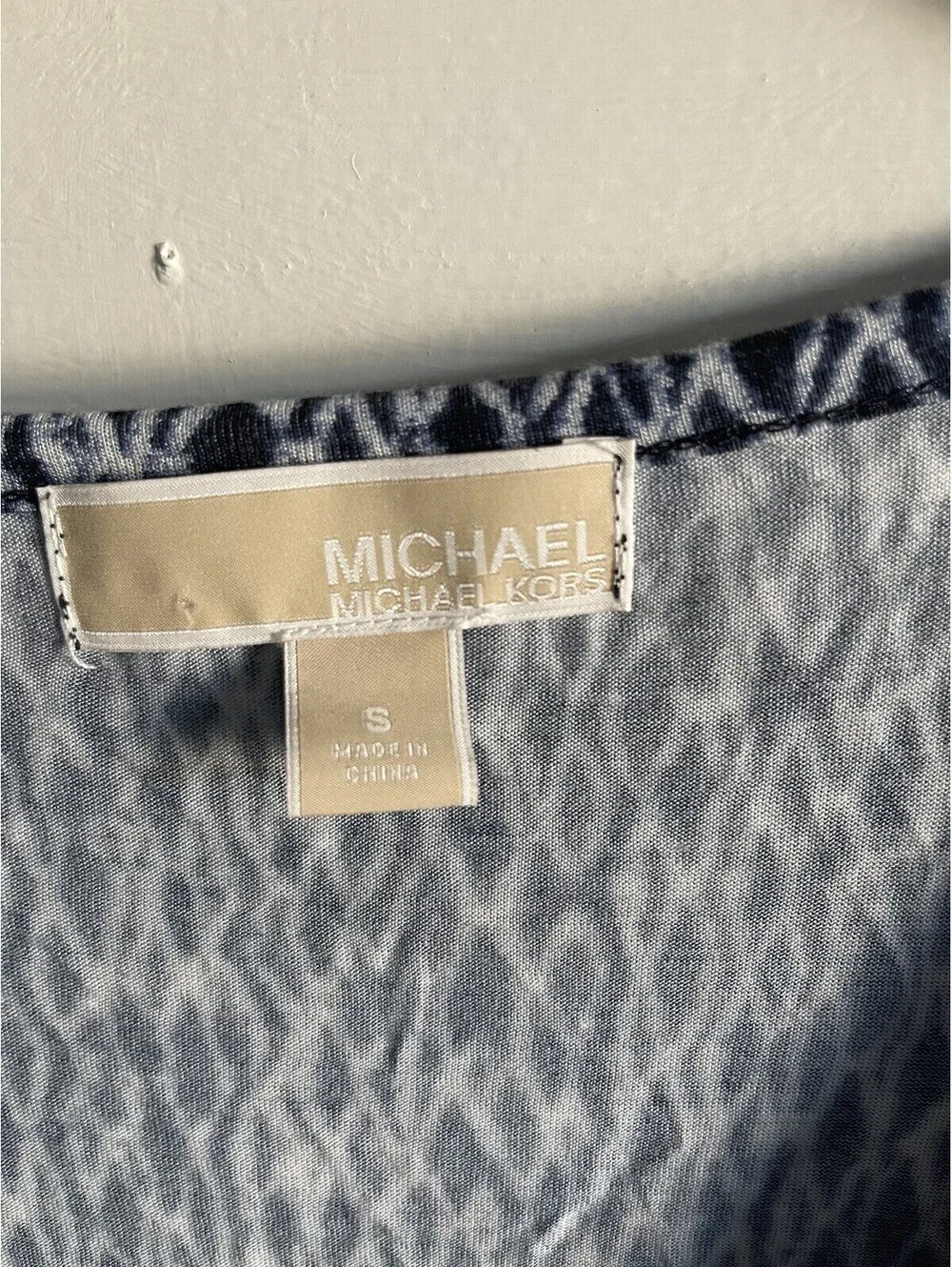 Michael Kors Blouse Top Blue White 3/4 Sleeve Cowl Neck Sz S Lightweight Rayon